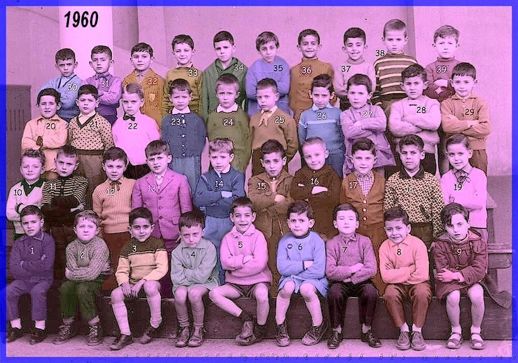 ECOLE JEAN MACE GARCONS 1960 CP M_ SEGURA.jpg